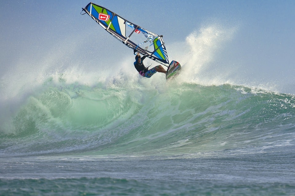 Comment bien choisir sa planche à voile ?